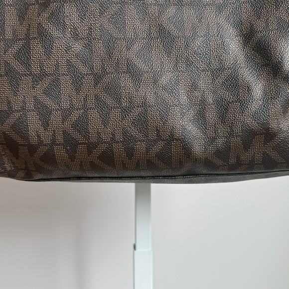 Michael Kors size M brown beige tote bag - Picture 3 of 13